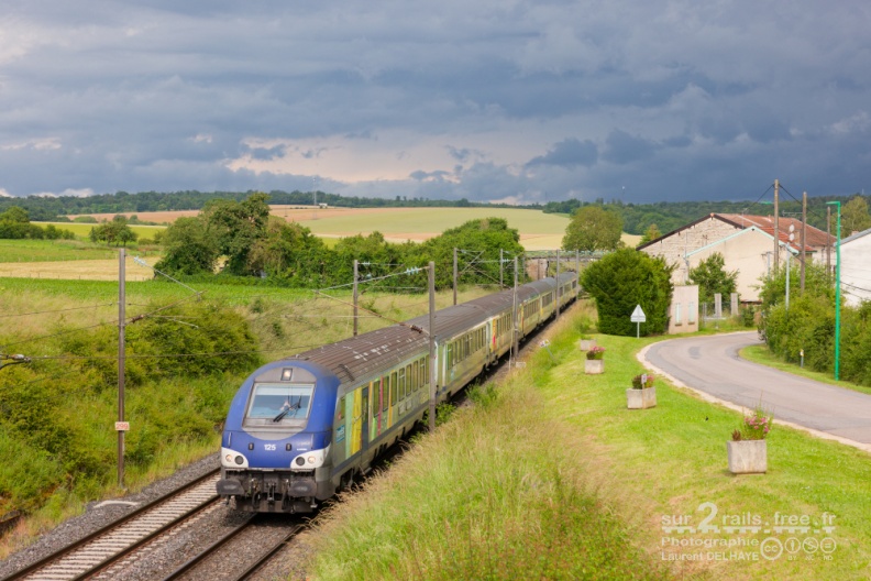 Ville-Issey 55-VoiturePilote125-R5 13561